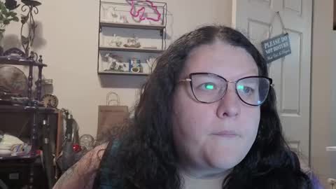 Emberlyn Nix online show from 09-15-25, 05:07