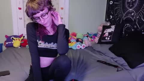 Snapshot of embersburningup chatting on 02-02-26, 12:53 Embersburningup online show from 02-02-26, 12:53