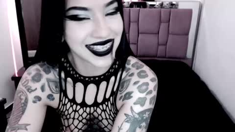 Emerald Black online show from 02-09-25, 06:26