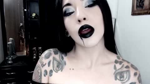 Emerald Black online show from 09-29-25, 04:50