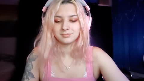 Lina online show from 09-13-25, 05:35