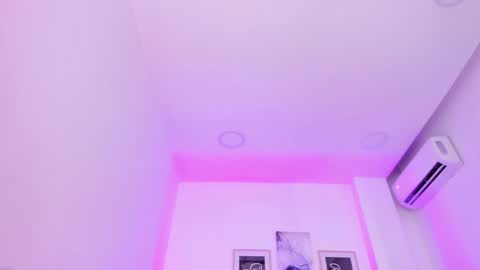 emelie_89 online show from 12-21-24, 02:37