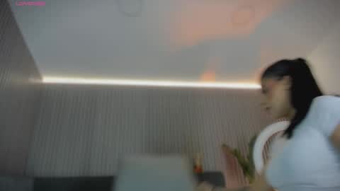 emelie_89 online show from 03-14-26, 11:26