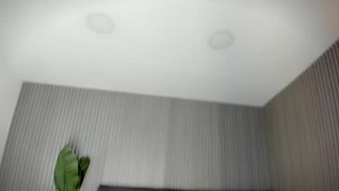 emelie_89 online show from 05-08-26, 11:37