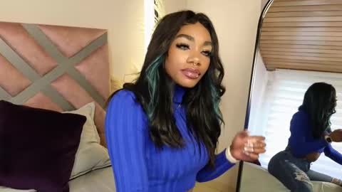 anyelii  online show from 03-05-25, 04:57