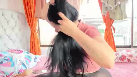 Emely   online show from 11-21-25, 01:21