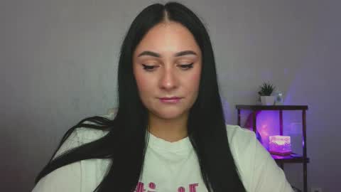 Snapshot of emelyblum chatting on 09-09-25, 12:48 Emely online show from 09-09-25, 12:48