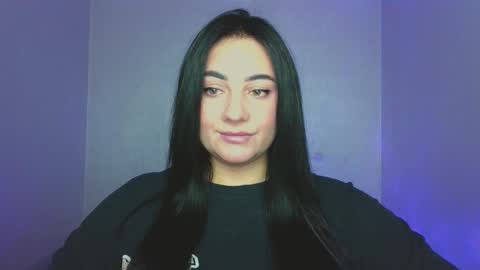 Snapshot of emelyblum chatting on 09-18-25, 10:34 Emely online show from 09-18-25, 10:34