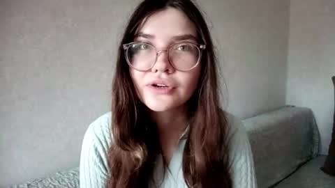 Snapshot of emelysimonson chatting on 10-02-25, 03:24 Stacy online show from 10-02-25, 03:24