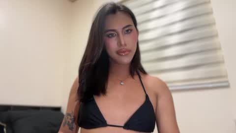 EMELY online show from 08-04-26, 02:08