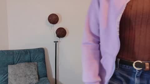 Snapshot of emerald_sparkles chatting on 10-09-25, 01:14 sabrina online show from 10-09-25, 01:14