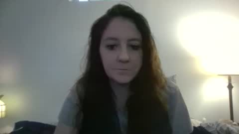 Snapshot of emeraldamnsel chatting on 08-03-26, 11:26 emeraldamnsel online show from 08-03-26, 11:26