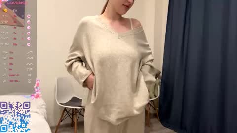 Snapshot of emeraldcotton chatting on 10-10-25, 05:23 Gily online show from 10-10-25, 05:23