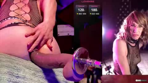 Emery Lune online show from 11-20-25, 04:56