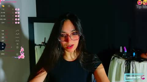 Emmily Roberts online show from 10-22-25, 06:02