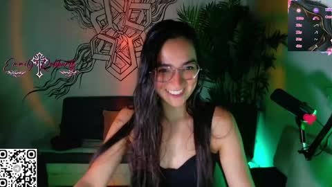 Emmily Roberts online show from 05-12-26, 11:57