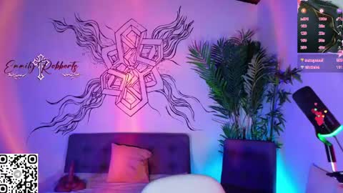 Emmily Roberts online show from 05-15-26, 11:01