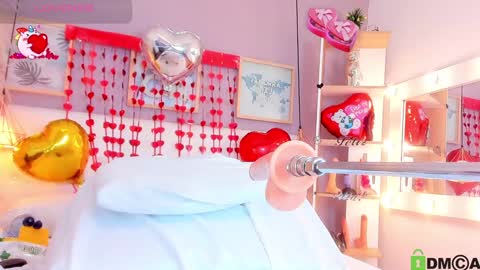 Emily Sarai online show from 02-07-25, 11:34