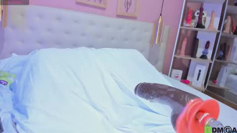 Emily Sarai online show from 11-12-25, 08:08