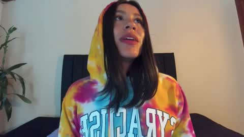 Emilia Gomez online show from 02-19-25, 02:44