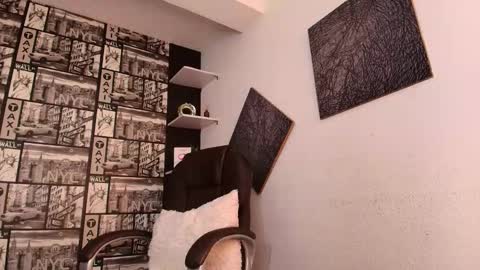 Emilia Gomez online show from 11-27-25, 12:51