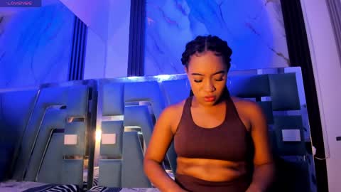 Emy online show from 05-05-26, 01:35