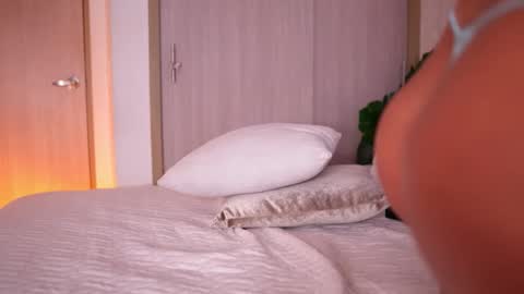    online show from 03-11-26, 07:31