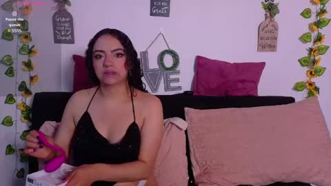 Emily online show from 05-05-26, 11:51