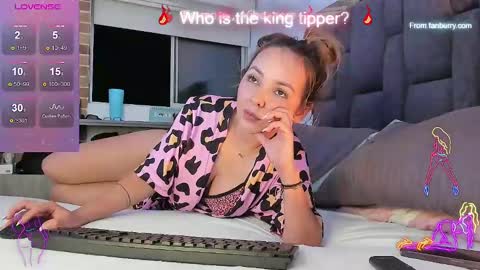 Emy online show from 01-14-25, 02:40