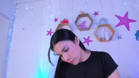 Snapshot of emiily_parkerr chatting on 10-10-25, 03:16 Emily online show from 10-10-25, 03:16