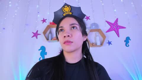 Snapshot of emiily_parkerr chatting on 10-31-25, 02:56 Emily online show from 10-31-25, 02:56