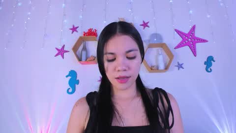 Snapshot of emiily_parkerr chatting on 11-08-25, 02:56 Emily online show from 11-08-25, 02:56