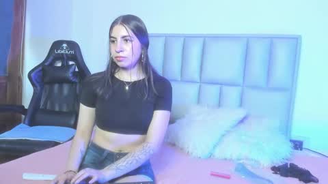 Emily online show from 02-08-26, 02:09