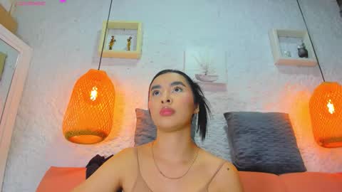 Snapshot of emiily_s chatting on 09-16-25, 12:06 Emily online show from 09-16-25, 12:06