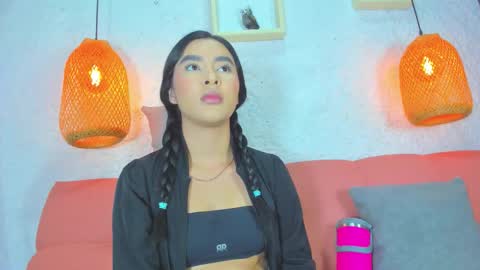 Emily online show from 11-04-25, 12:04