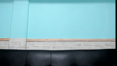 Snapshot of emiily_smile chatting on 01-13-25, 05:23 Emily online show from 01-13-25, 05:23