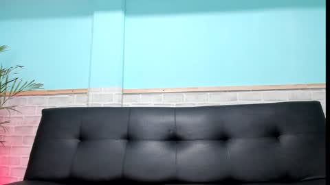 Snapshot of emiily_smile chatting on 01-16-25, 11:48 Emily online show from 01-16-25, 11:48