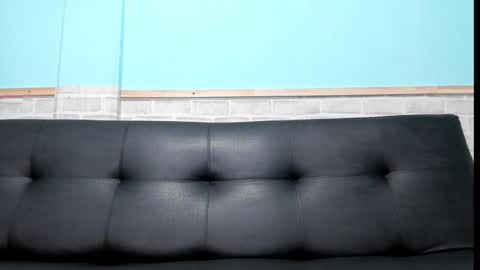 Snapshot of emiily_smile chatting on 01-18-25, 11:43 Emily online show from 01-18-25, 11:43