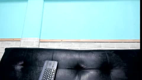 Snapshot of emiily_smile chatting on 02-22-25, 06:30 Emily online show from 02-22-25, 06:30