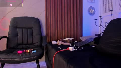 Snapshot of emiilycollins1 chatting on 02-03-26, 05:38 online show from 02-03-26, 05:38