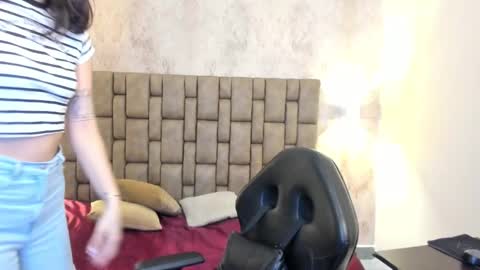    online show from 02-21-25, 12:06