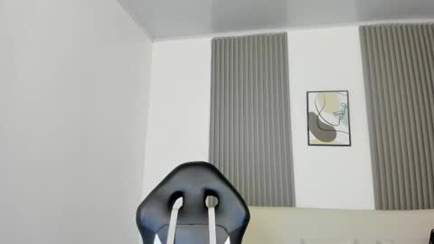    online show from 03-12-25, 12:15