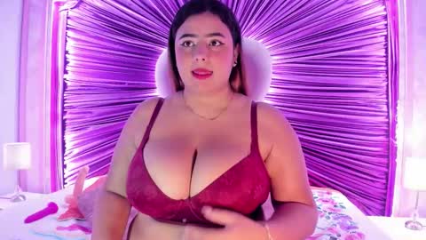 Snapshot of emiilygrace_ chatting on 02-18-26, 11:28 Emiily Grace online show from 02-18-26, 11:28