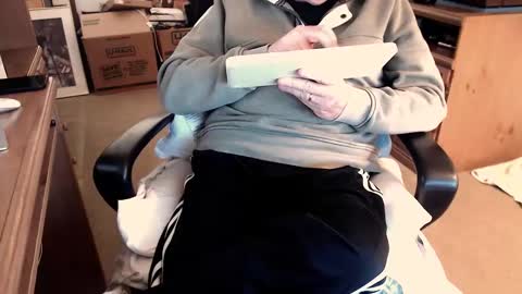 Snapshot of emil_karpo chatting on 03-09-25, 03:49 Terrance1st online show from 03-09-25, 03:49