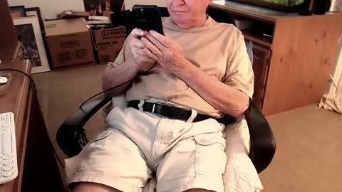 Snapshot of emil_karpo chatting on 03-11-25, 05:46 Terrance1st online show from 03-11-25, 05:46