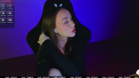 Snapshot of emili1_bc chatting on 03-06-26, 03:41 Emili online show from 03-06-26, 03:41