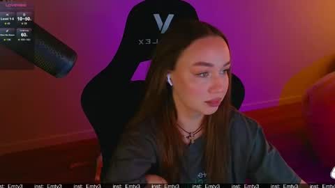 Snapshot of emili1_bc chatting on 03-29-26, 08:25 Emili online show from 03-29-26, 08:25