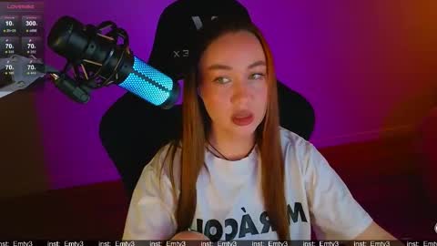 Snapshot of emili1_bc chatting on 04-01-26, 10:05 Emili online show from 04-01-26, 10:05