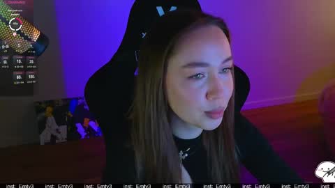 Snapshot of emili1_bc chatting on 04-06-26, 09:32 Emili online show from 04-06-26, 09:32