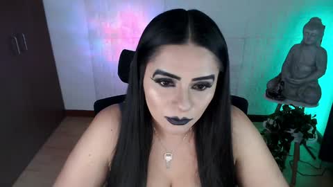 Snapshot of emili_evans_ chatting on 04-21-26, 02:51 POWERFULL GODDESS EMILI online show from 04-21-26, 02:51